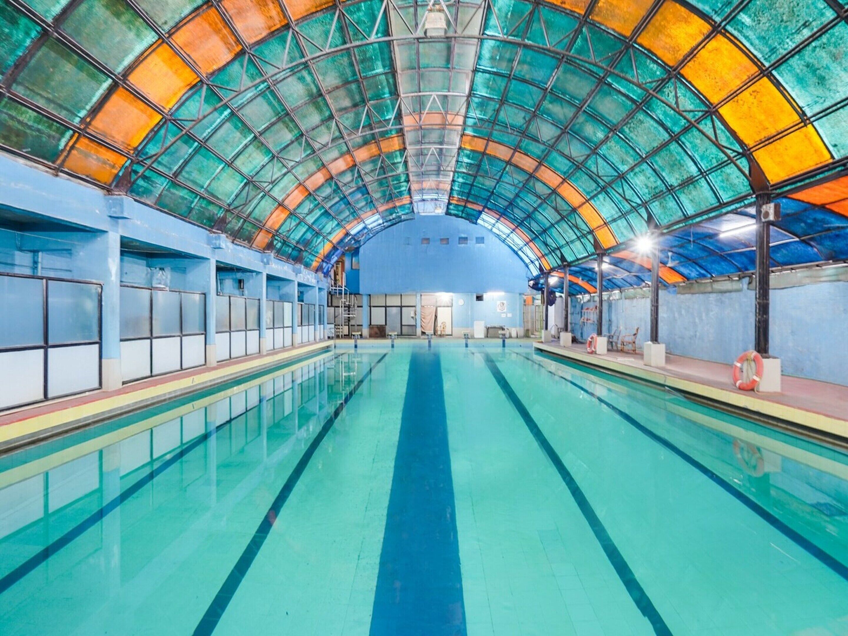 House | Pool
