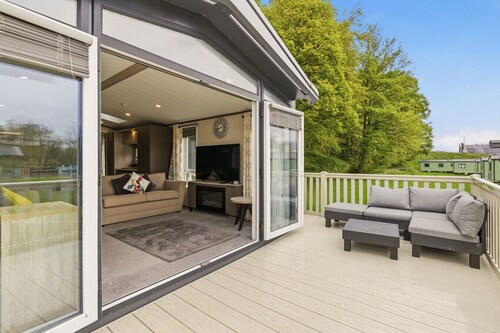Woodside 60 - North East Escapes