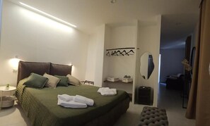 In-room safe, iron/ironing board, free WiFi