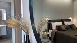 In-room safe, iron/ironing board (on request), free WiFi - Itanco Resort (Crotone)