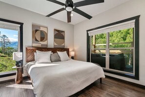 Room - Modern Smoky Cabin | Hot Tub | Mtn Views | Pets (Sevierville)