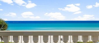 Amazing 5 Bd/5 Ba Gulf Front Home w/ private pool**Beach Breezes**Beach Views