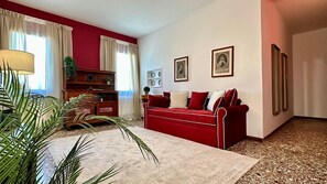 Interior - Santa Marina (Historical Center) (Venice)
