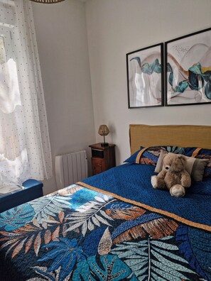 Iron/ironing board, free WiFi, bed sheets - Le Clos Carion A little corner of paradise just a stone's throw from the town center (Autun)