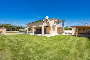 Exterior - Villa Penelope in Vodnjan  - Haus für 10 Personen (Vodnjan)