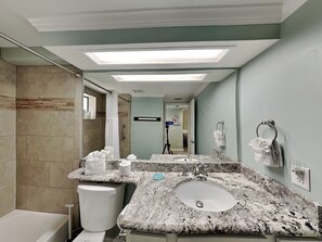 Bathroom - Sandpiper Condo Unit 2E | Romantic Condo + Pool Access (Jacksonville)