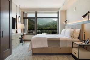 Desk, iron/ironing board, free WiFi, bed sheets - New Listing! Ski In/Ski Out | Riverfront Views | Spa (Avon)