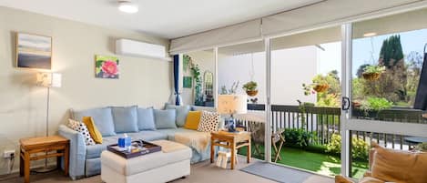 Apartment | Living room