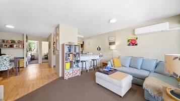 Apartment | Living area