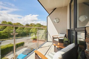 Terrace/patio - Host & Stay | Apartment 8 (Scarborough)
