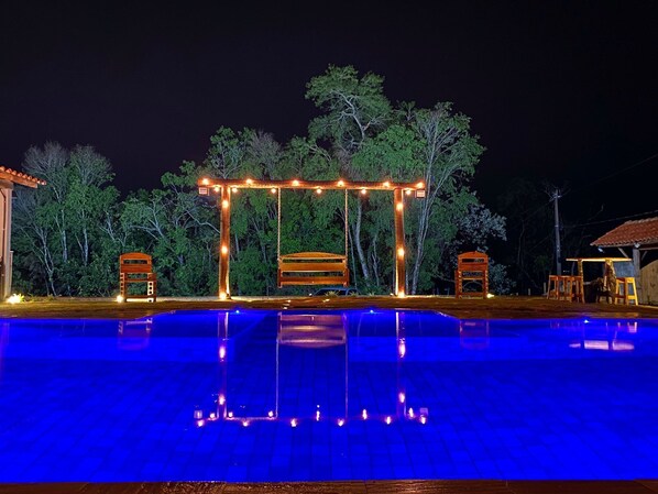 A heated pool - Vrbo Property (São Roque)