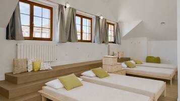 6 Schlafzimmer, Bügeleisen/Bügelbrett, WLAN, Bettwäsche