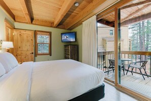 Condo, 2 Queen Beds, Patio, Mountain View (The Golden Bend) - The Golden Bend Cozy Stay (Truckee)