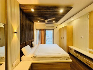 Deluxe Quadruple Room, City View | Desk, free WiFi - Annapurna Prestine Puri (Puri)