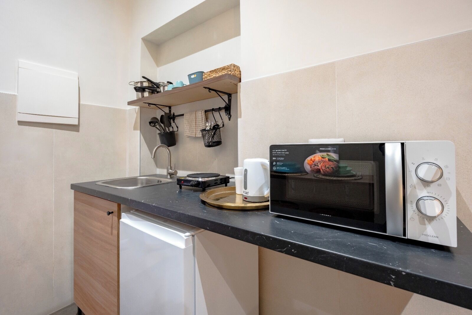 Comfort Double or Twin Room | Private kitchen