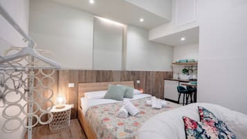Comfort Double or Twin Room | Minibar, blackout drapes, free WiFi