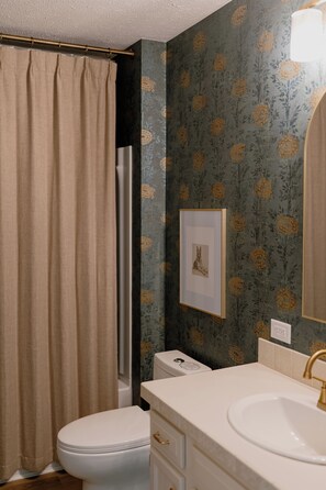 Bathroom - Bright & Styled Retreat - Fire Pit • Game Room (Coloma)