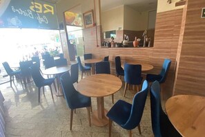 Dining - Hotel Bastos (Euclides da Cunha)