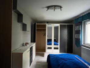 Room - Apartment 'Kleinramspau' with Wi-Fi (Regenstauf)