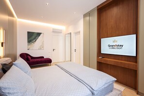 Desk, free WiFi - Grandstay Sea Penthouse 01 (Durrës)