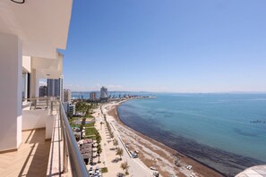 Property grounds - Grandstay Sea Penthouse 01 (Durrës)