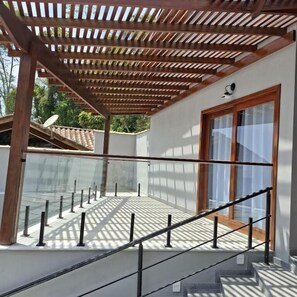 Habitació doble, balcó | Àrea exterior de l'allotjament