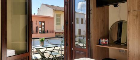 Wi-Fi gratuit, draps fournis