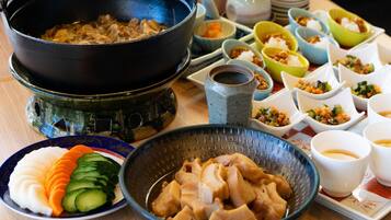 Thức ăn và đồ uống