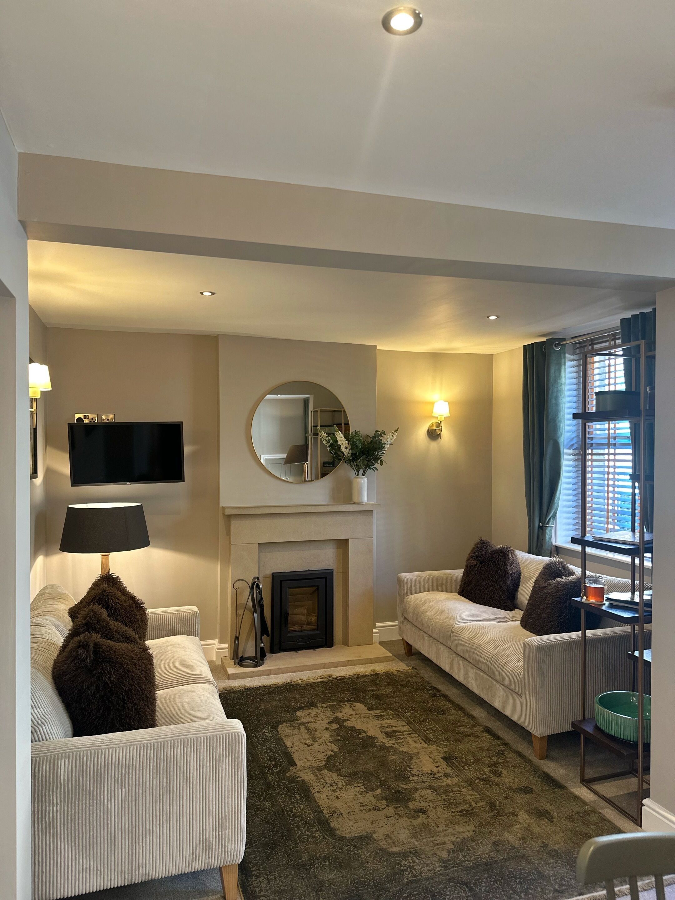 Stylish Cottage Inc Breakfast - Bakewell