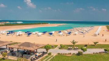 Plage privée, plongée sous-marine, beach-volley