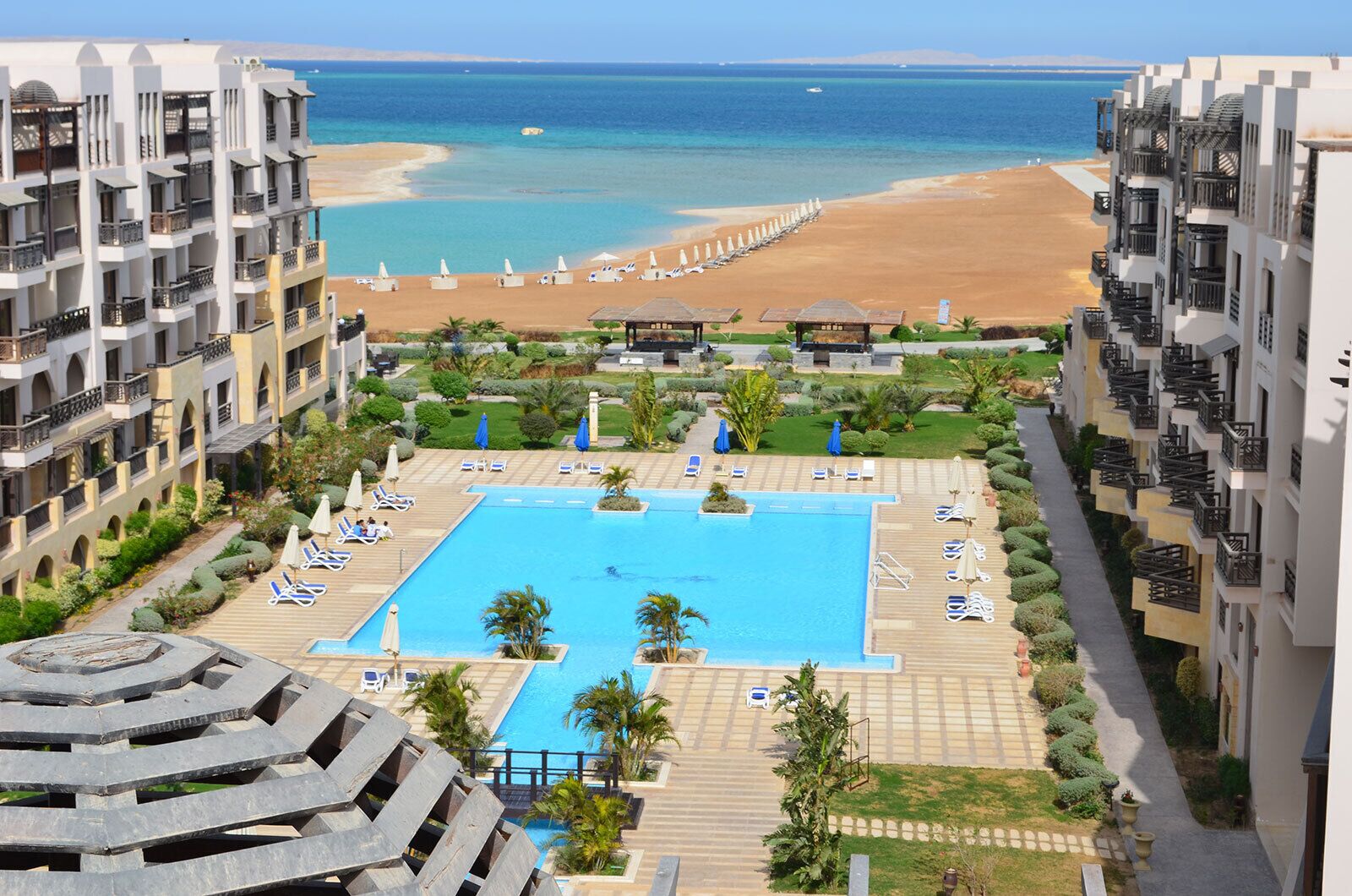 Plage privée, plongée sous-marine, beach-volley