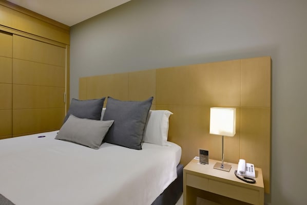 Ảnh chưa phân loại, 1 trong số 42 ảnh, nút
