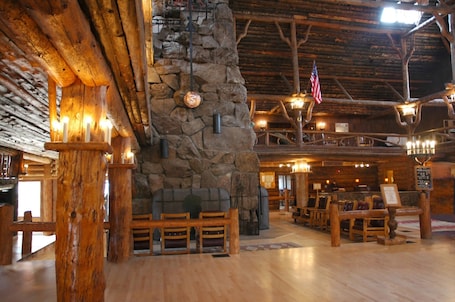 Lobby. Old Faithful Inn