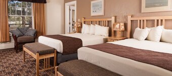 Old Faithful Inn