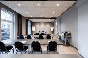 Meeting facility - a&o Frankfurt Ostend (Hofheim am Taunus)