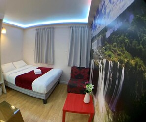 Deluxe Double Room | Desk, free WiFi - Barking Hotel  (Barking)