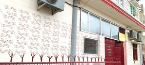 Exterior detail - Balaji Palace Ayodhya (Ayodhya)