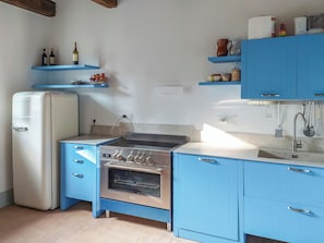 House, Patio, Garden View | Private kitchen - Dimora Il Gello - Nel cuore della Val D'Orcia (Radicofani)