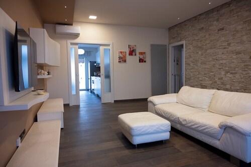 Spacious apartment near the sea in Monopoli