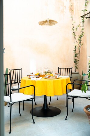 Dining - Vrbo Property (Siracusa)