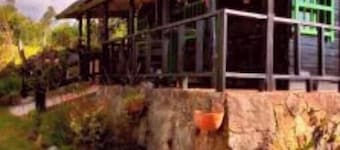 La Riverita Ranch • Cozy Family Home with Mountain Views