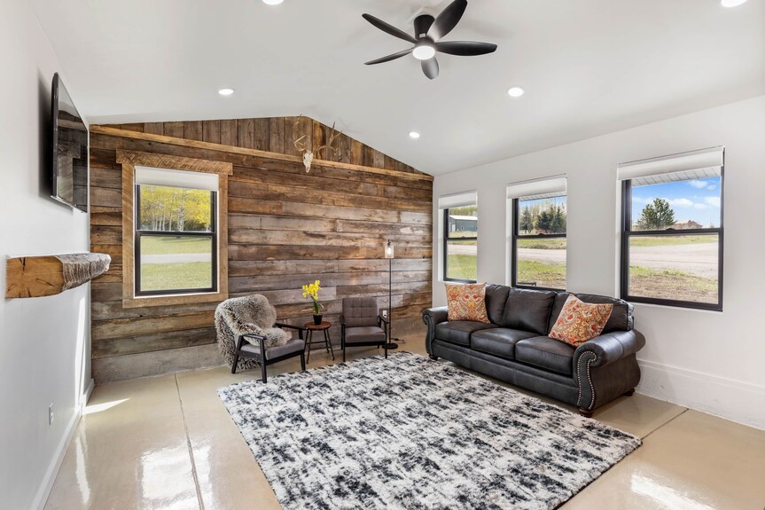 Livin' On A Prater- Home On Star Valley Ranch. Fun Golf Course Community! - Wyoming