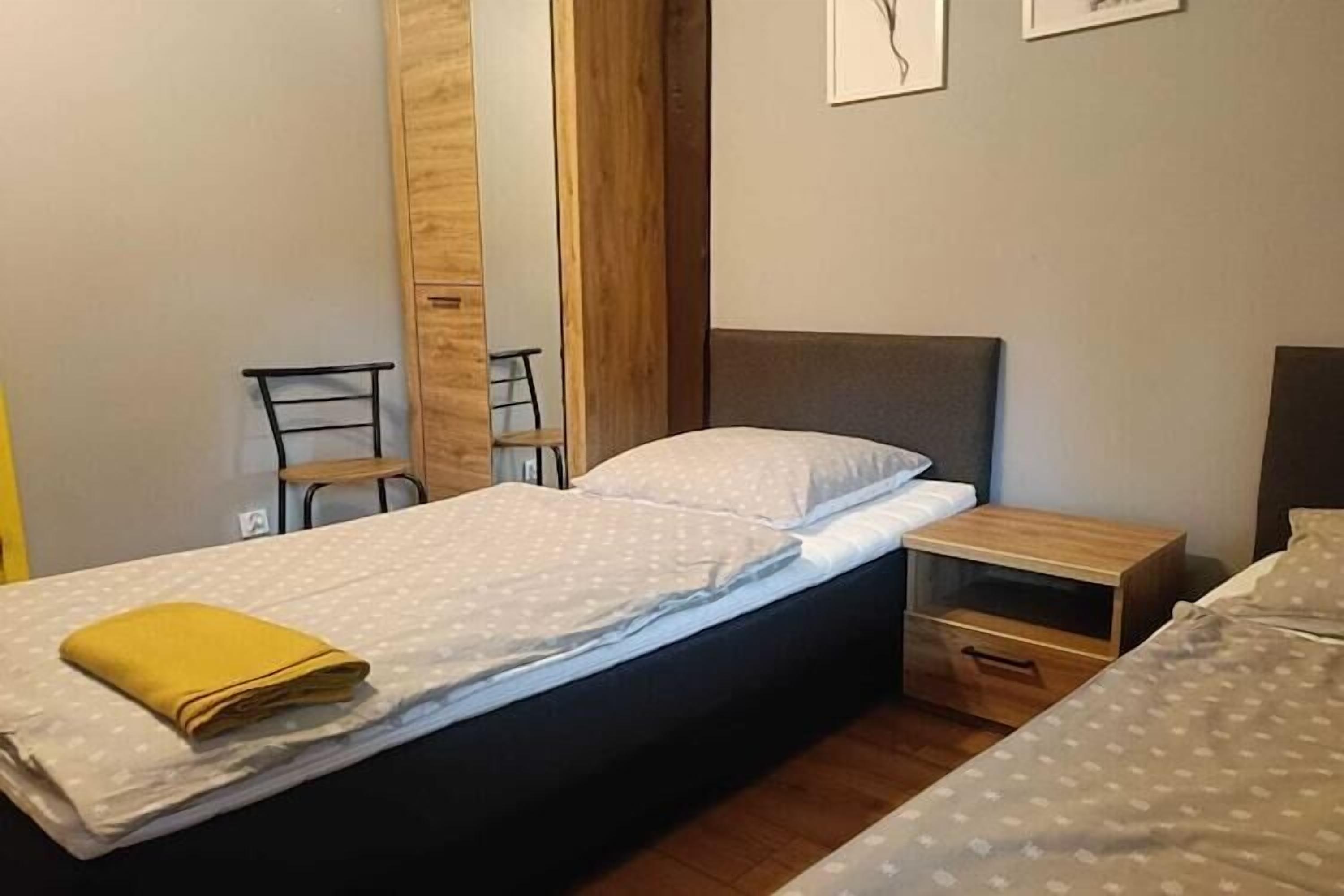Free WiFi, bed sheets