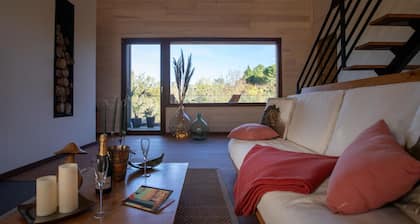 Luxury eco-lodge with Japanese bath just outside Toulouse
