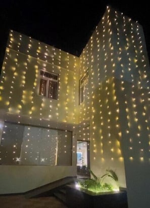 Exterior detail - R J Residency (Varanasi)