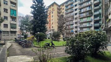 Esterni