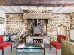 Interior - Rustic house with garden - 4 guests (Sourdeval)