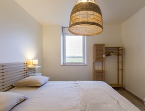 Free WiFi - House with parking, nature retreat - 4 guests (Céaux)