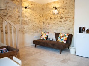 Living area - Cottage with pool, AC - 14 guests (Savignac-de-Miremont)