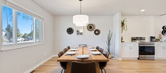 Oak Haus Group Stay w/ Fenced Yard & Game Room